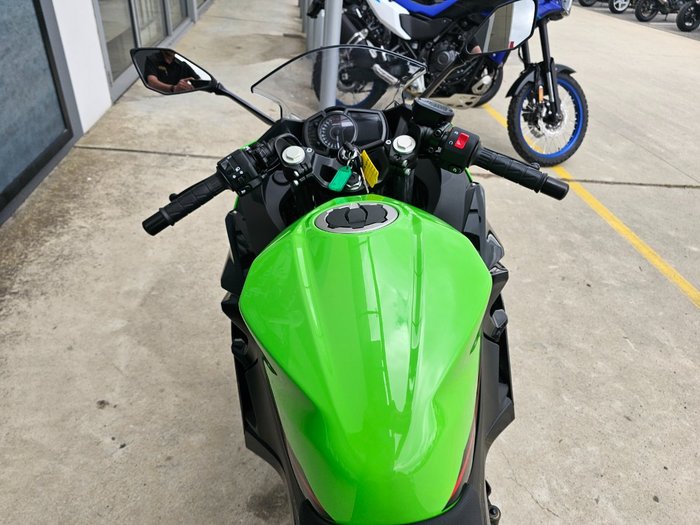 2021 Kawasaki NINJA 400 Green
