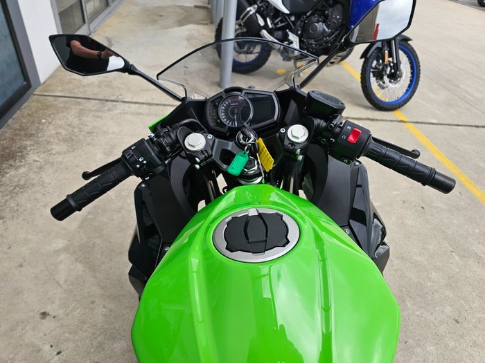 2021 Kawasaki NINJA 400 Green