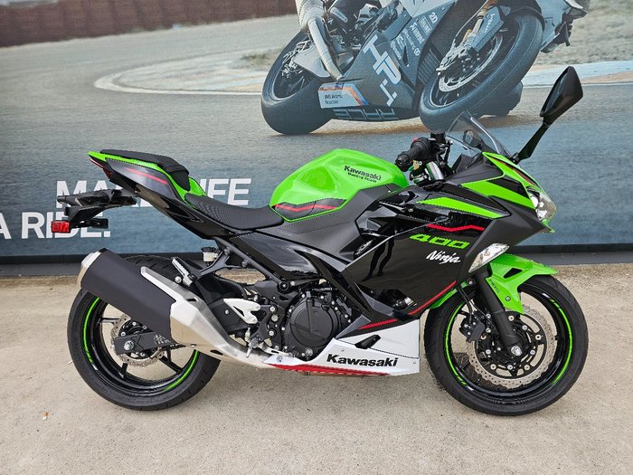 2021 Kawasaki NINJA 400 Green