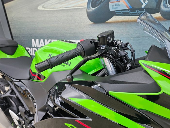 2021 Kawasaki NINJA 400 Green