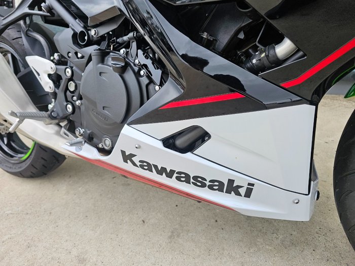 2021 Kawasaki NINJA 400 Green