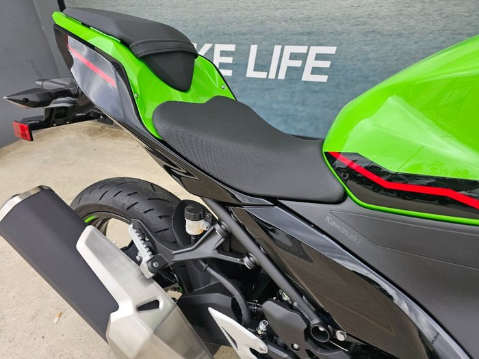 2021 Kawasaki NINJA 400 Green