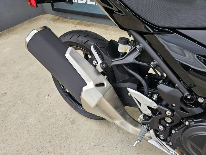 2021 Kawasaki NINJA 400 Green