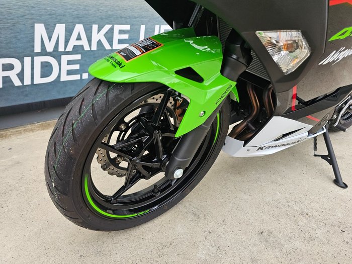 2021 Kawasaki NINJA 400 Green