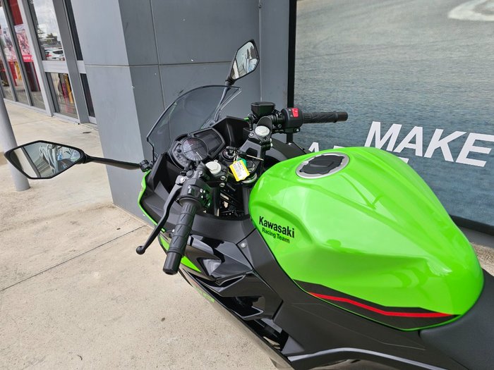 2021 Kawasaki NINJA 400 Green