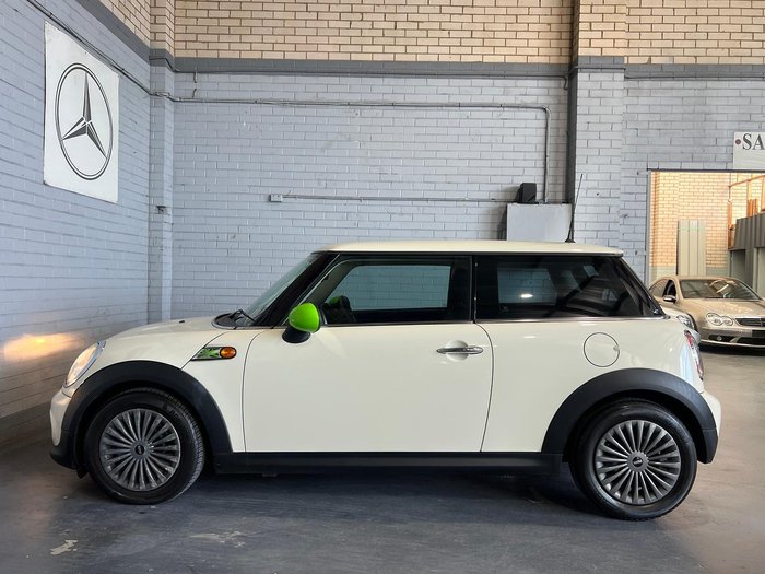 2011 MINI Hatch Ray R56 LCI Pepper White
