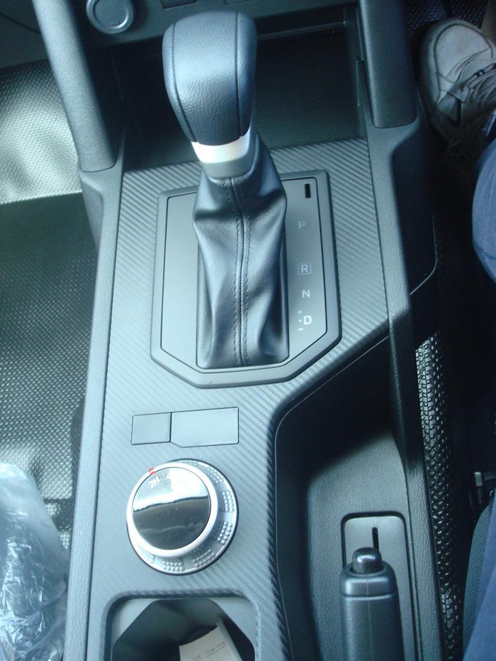 2025 Mitsubishi Triton GLX+