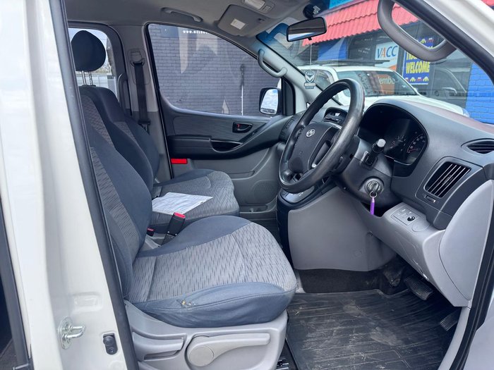 2015 Hyundai iLoad TQ2-V MY15 Creamy White