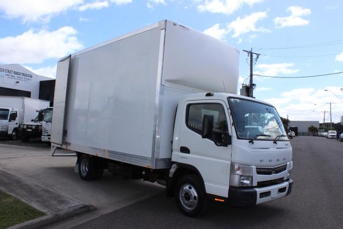 2019 Fuso Canter 615 615 WHITE