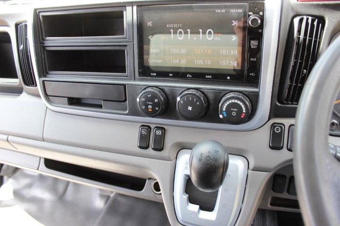 2019 Fuso Canter 615 615 WHITE