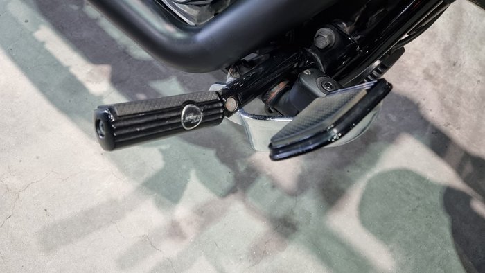 2017 Harley-davidson FXSB SOFTAIL BREAKOUT Black