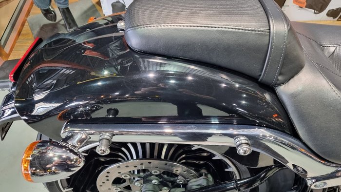 2017 Harley-davidson FXSB SOFTAIL BREAKOUT Black