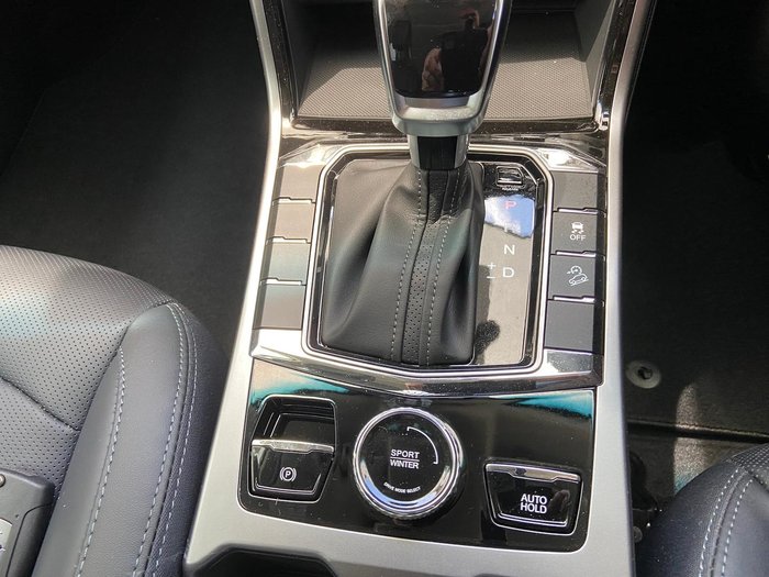 2024 KGM SsangYong Korando Ultimate C300 MY23 Grand White