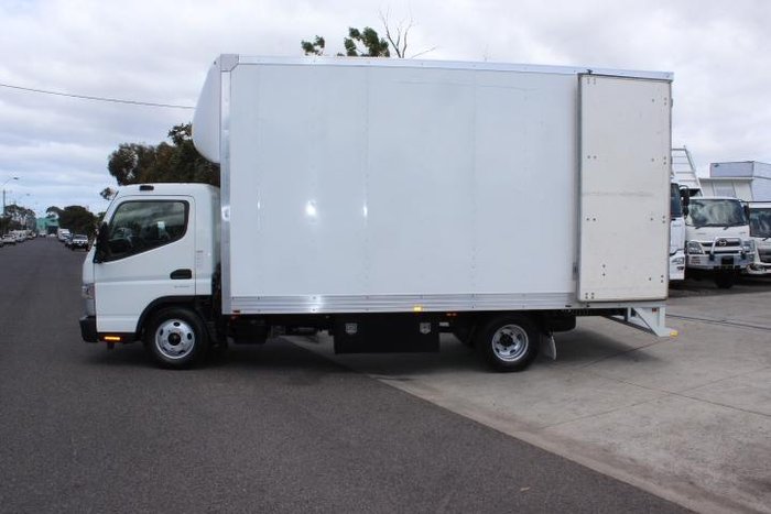 2019 Fuso Canter 615 WHITE