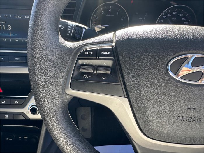 2017 HYUNDAI ELANTRA ACTIVE 2.0 MPI