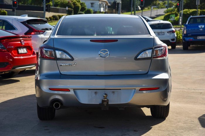 2013 Mazda 3 Neo