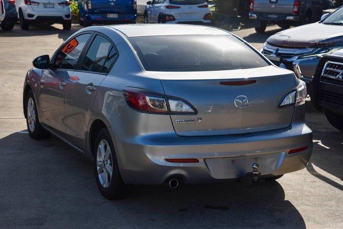 2013 Mazda 3 Neo