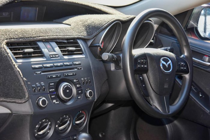 2013 Mazda 3 Neo