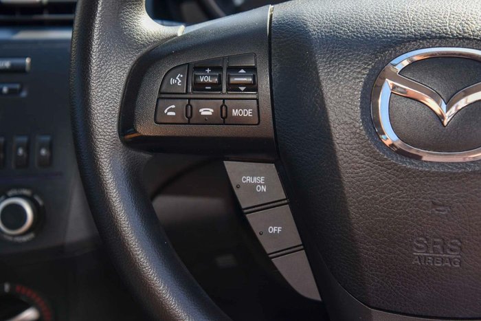 2013 Mazda 3 Neo