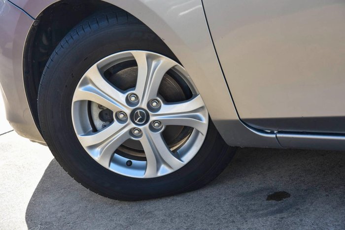 2013 Mazda 3 Neo