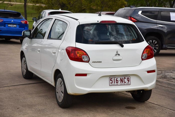 2016 Mitsubishi Mirage ES