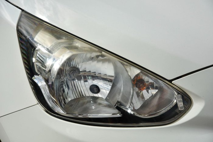 2016 Mitsubishi Mirage ES