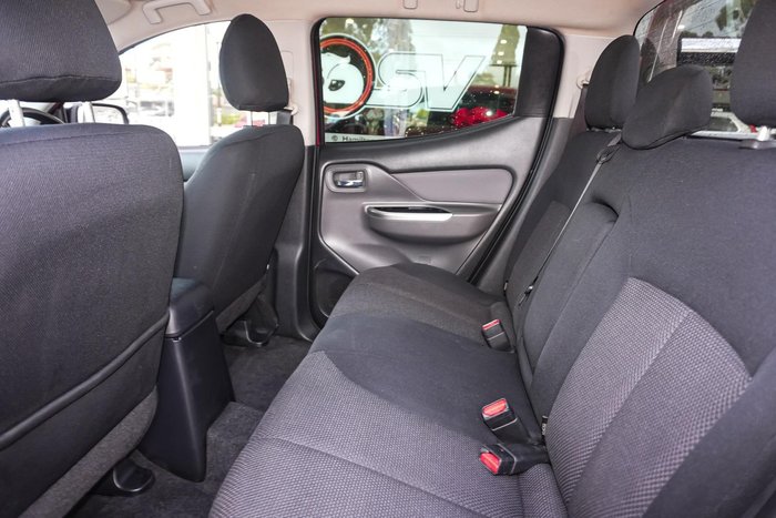 2016 Mitsubishi Triton GLS