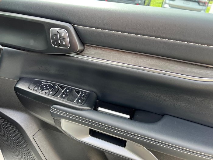 2025 Ford Everest Platinum MY25.50 4X4 Dual Range Arctic White