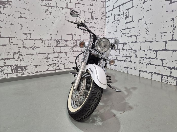 2009 Yamaha V-Star XVS650A Classic V-Star White