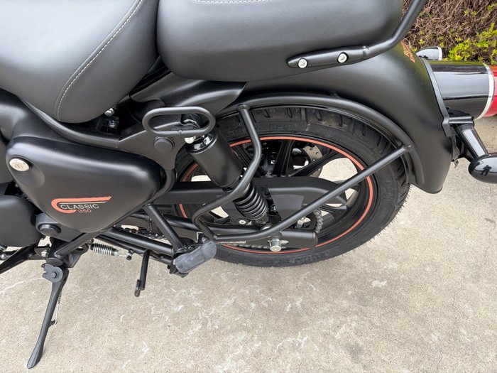 2025 Royal Enfield CLASSIC 350 DARK Grey