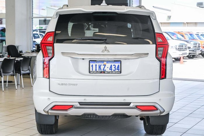 2024 Mitsubishi Pajero Sport GLS