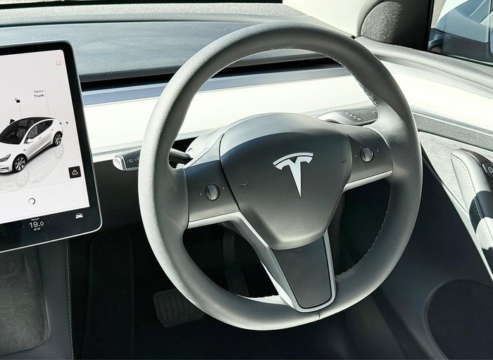 2023 Tesla Model Y Rear-Wheel Drive Pearl White