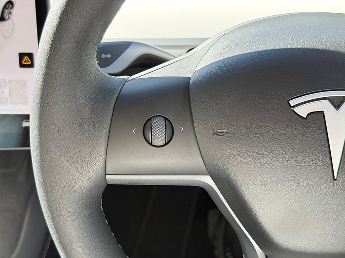 2023 Tesla Model Y Rear-Wheel Drive Pearl White