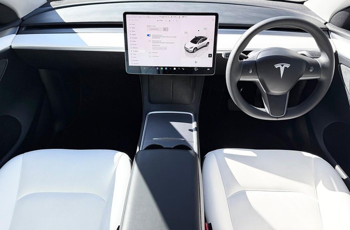 2023 Tesla Model Y Rear-Wheel Drive Pearl White