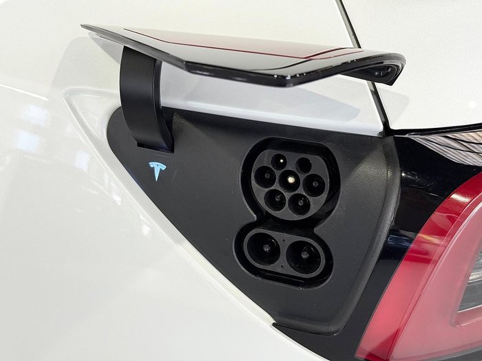 2023 Tesla Model Y Rear-Wheel Drive Pearl White