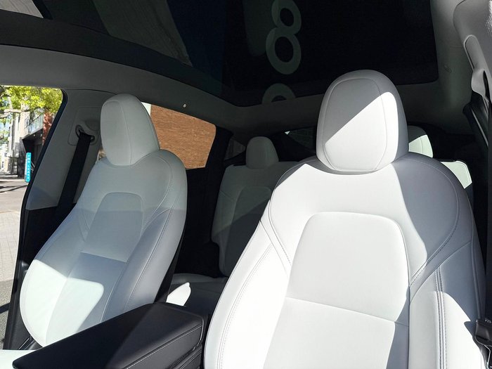 2023 Tesla Model Y Rear-Wheel Drive Pearl White