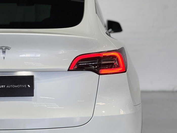2023 Tesla Model Y Rear-Wheel Drive Pearl White