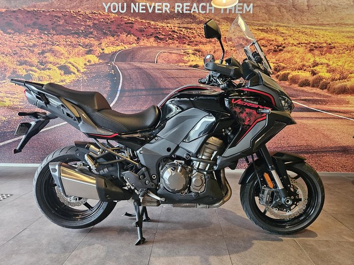 2020 Kawasaki Versys 1000 S Versys Black