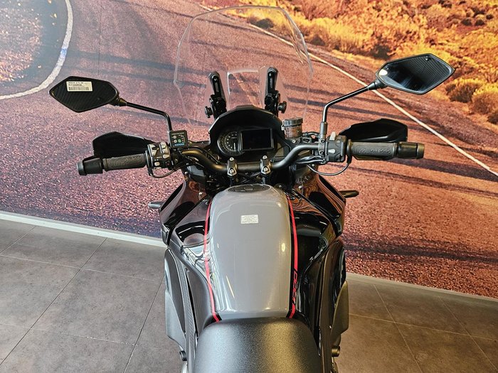 2020 Kawasaki Versys 1000 S Versys Black
