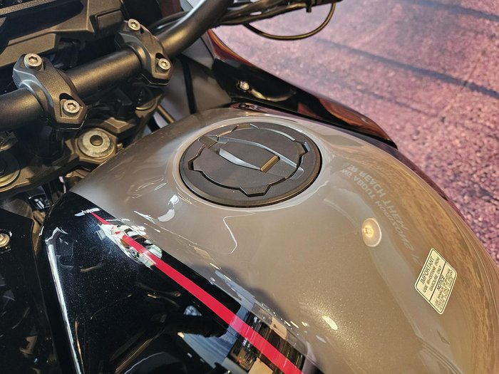 2020 Kawasaki Versys 1000 S Versys Black