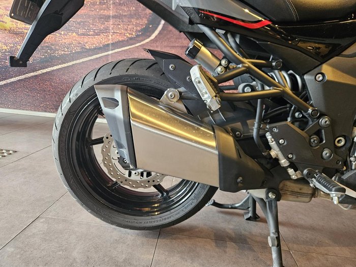2020 Kawasaki Versys 1000 S Versys Black
