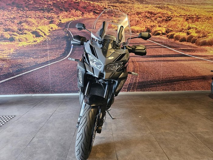 2020 Kawasaki Versys 1000 S Versys Black
