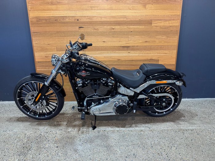 2025 Harley-davidson FXBR BREAKOUT (117) Midnight Firestorm