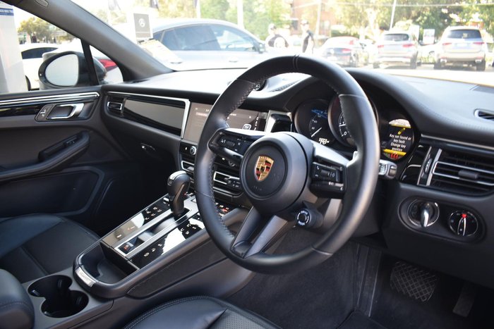 2023 Porsche Macan T 95B MY23 AWD Carrara White