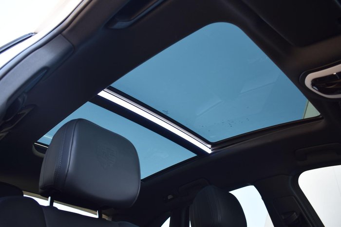 2023 Porsche Macan T 95B MY23 AWD Carrara White