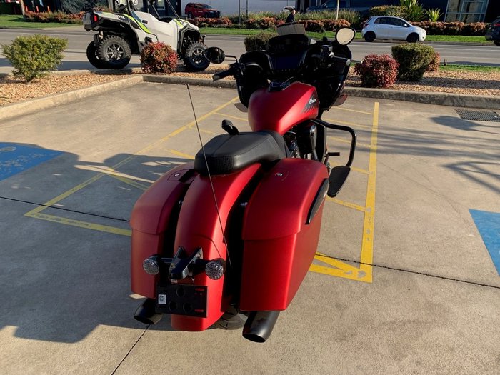 2024 Indian CHALLENGER DARK HORSE SUNSET RED