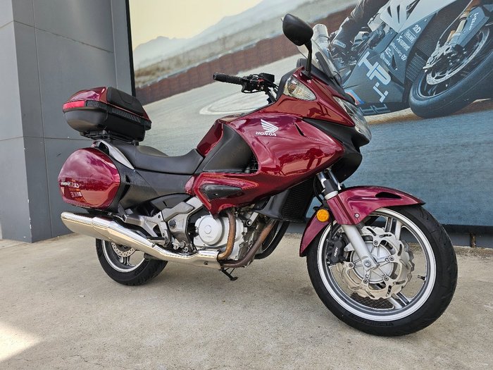 2008 Honda NT700V DEAUVILLE Red