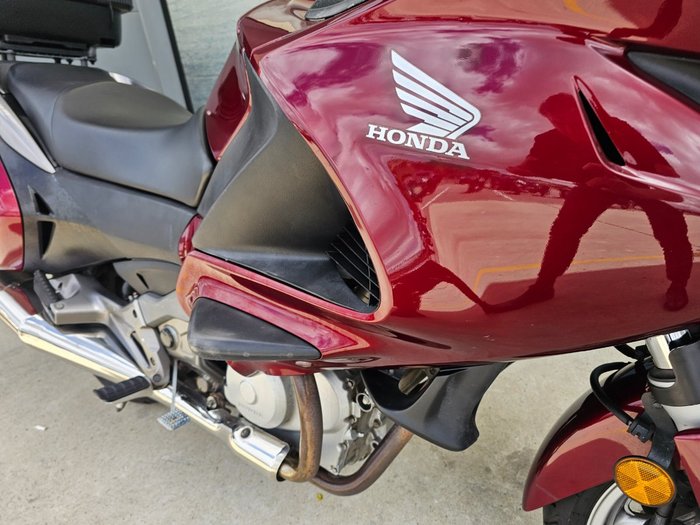 2008 Honda NT700V DEAUVILLE Red