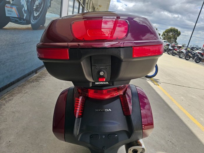 2008 Honda NT700V DEAUVILLE Red