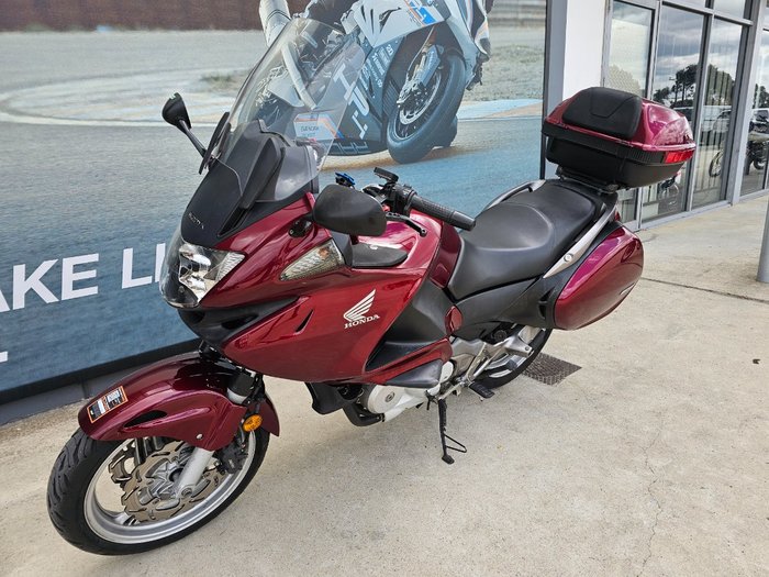 2008 Honda NT700V DEAUVILLE Red